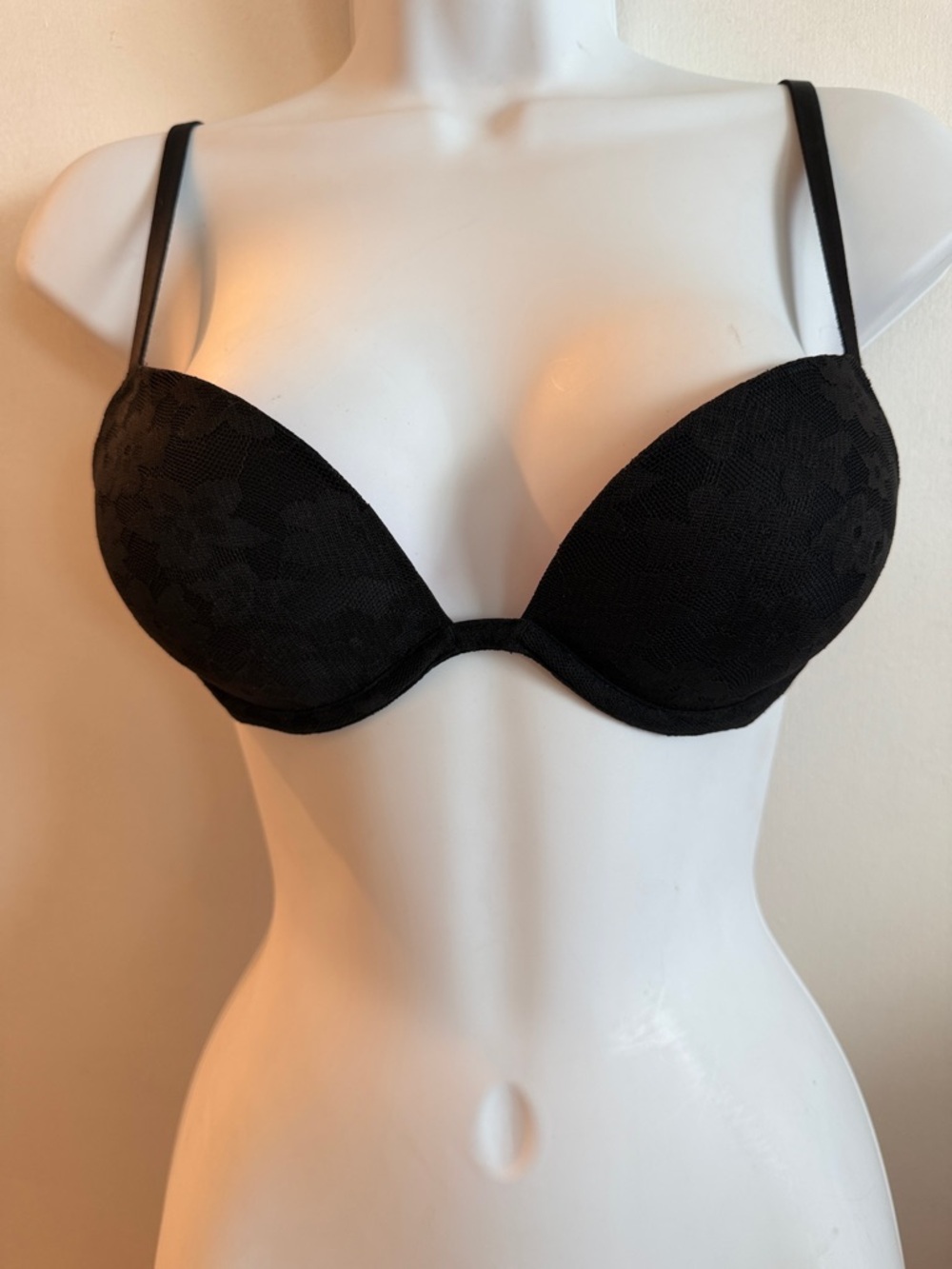 PINK Victoria's Secret Black Lace Push-Up Demi Bra